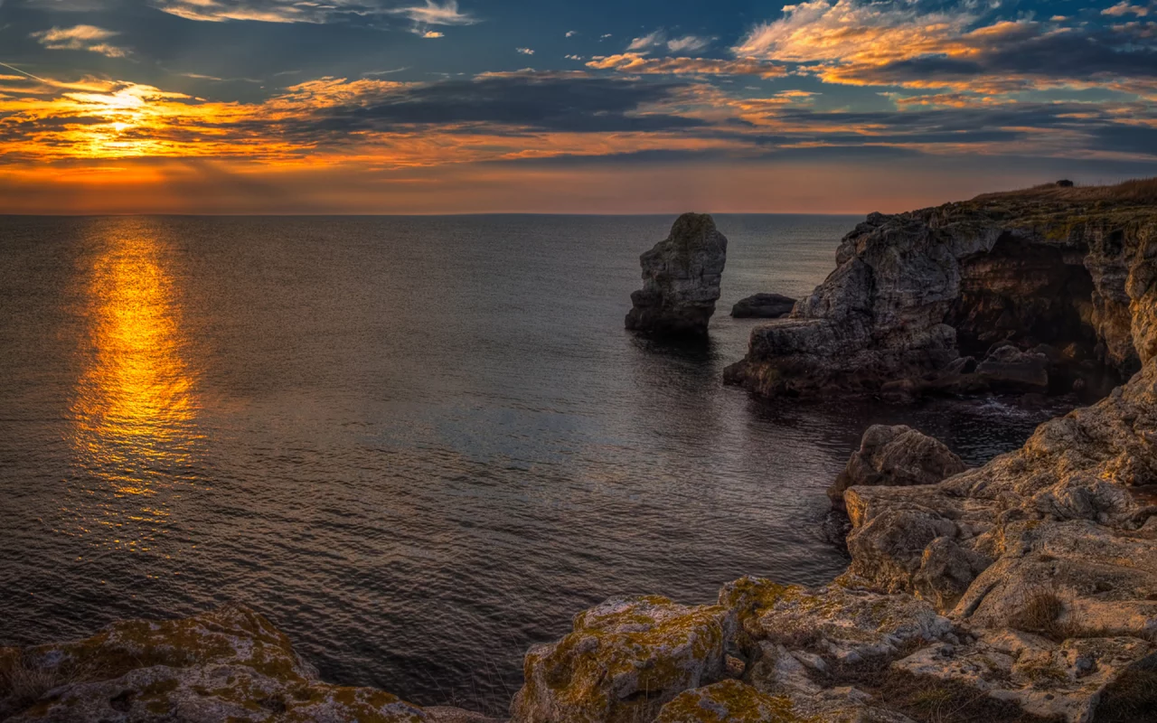 чёрное море, тюленово, болгария, небо, облака, море, берег, скалы, волны, солнце, восход