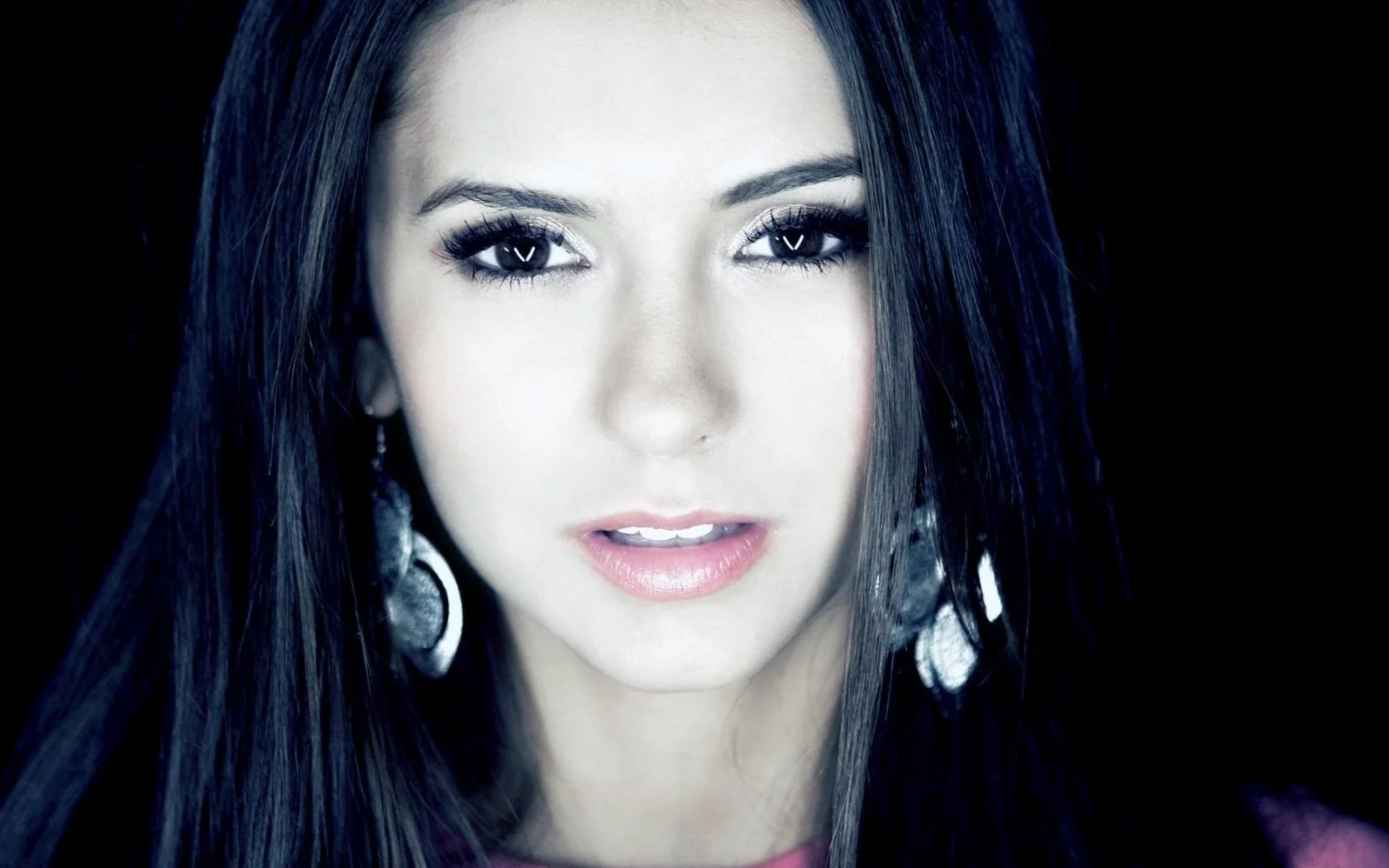 взгляд, волосы, губы, глаза, лицо, nina dobrev, серьги