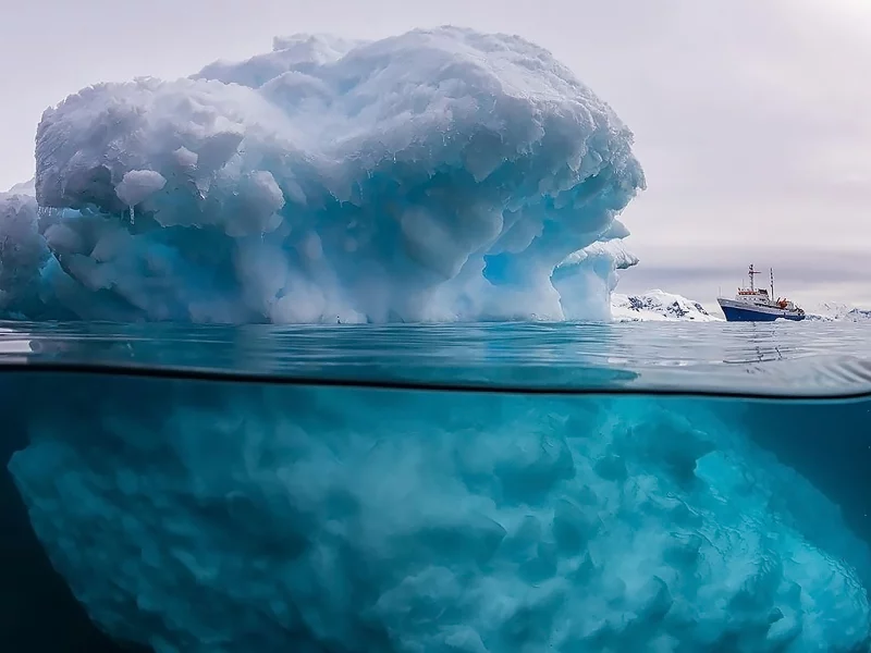 ice, iceberg, berg, stone, solar, wet, wets, drop, drops, eyes, see, nice, sea, jcean, ocean, under, sun, sky, summer, sand, smile, wide