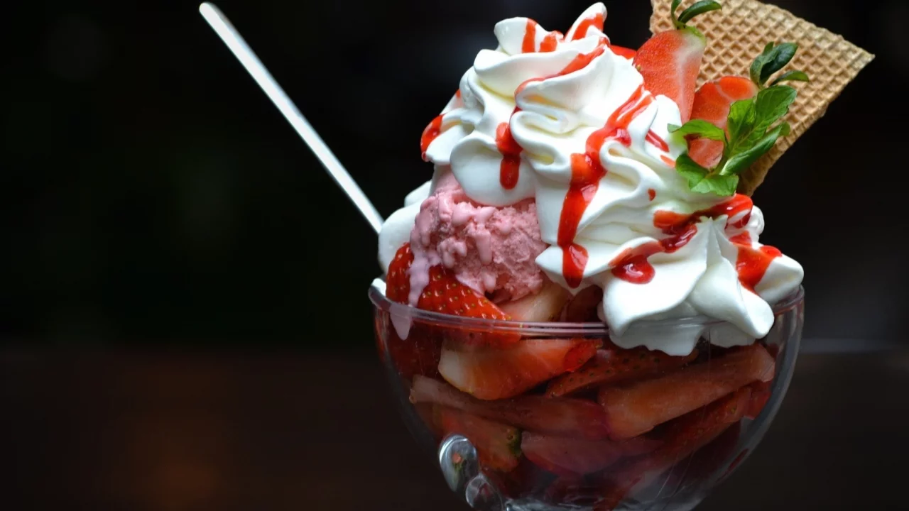 десерт, сладкое, мороженое, клубника, еда, пломбир