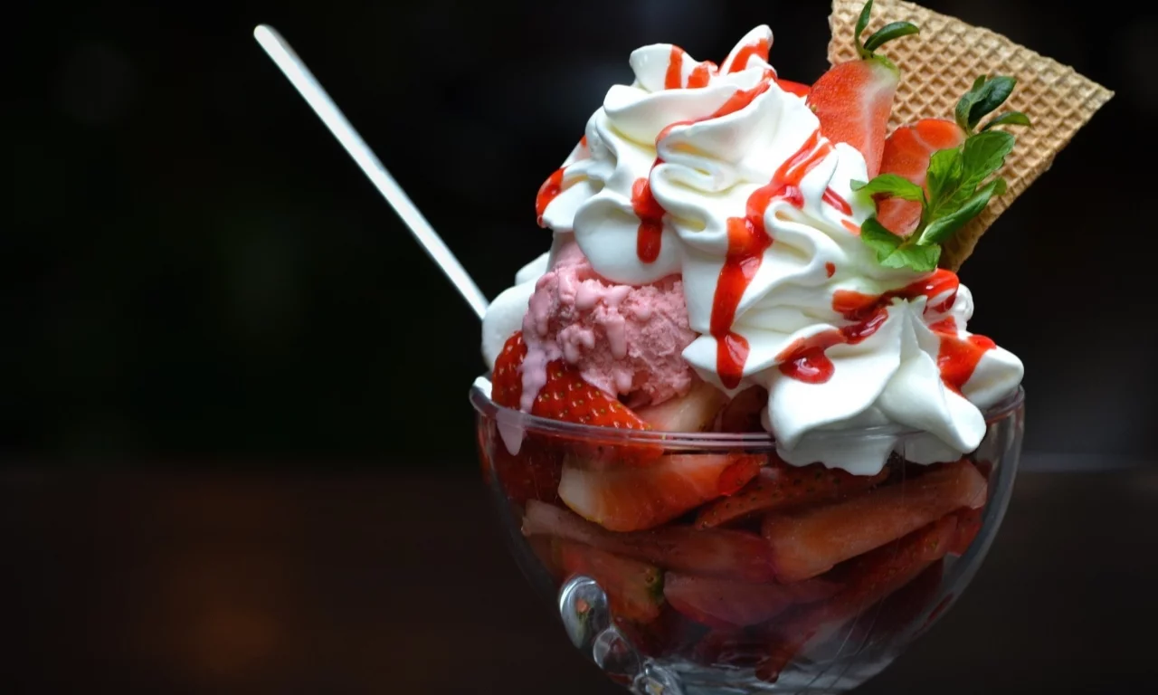 десерт, сладкое, мороженое, клубника, еда, пломбир