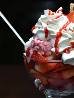 десерт, сладкое, мороженое, клубника, еда, пломбир