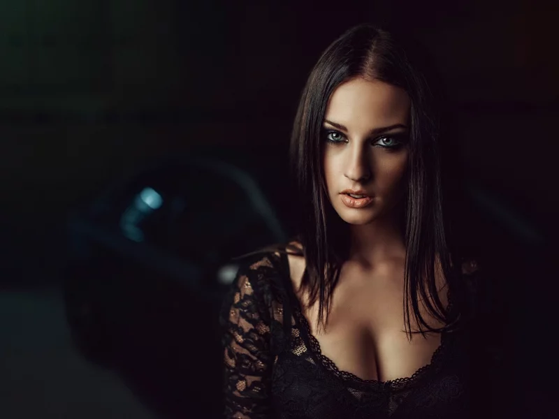 шатенка, декольте, девушка, фигура, милая, красивая, сексуальная, симпатичная, секси, стройная, модель, няшка, взгляд, сиськи, титьки, грудь