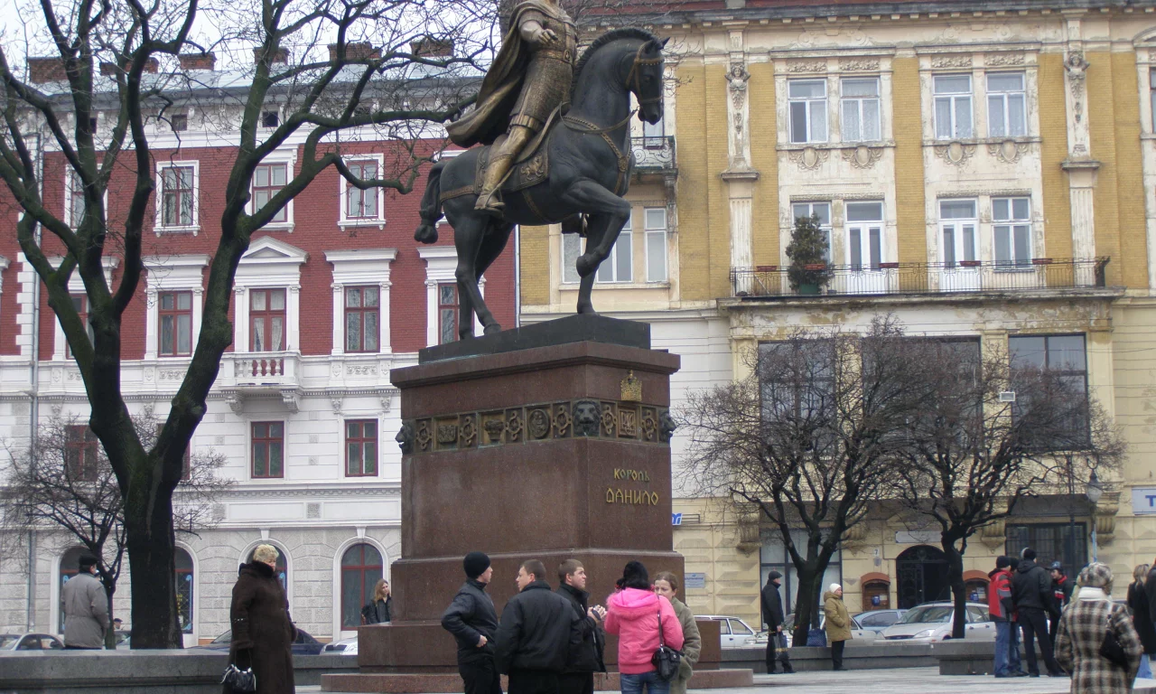 львов, площадь, памятник, данило, галицкий, 2007, год