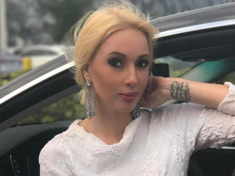 лера кудрявцева, актриса, телеведущая, волосы, блондинка, ножки, секс символ, красавица, няшка, милашка