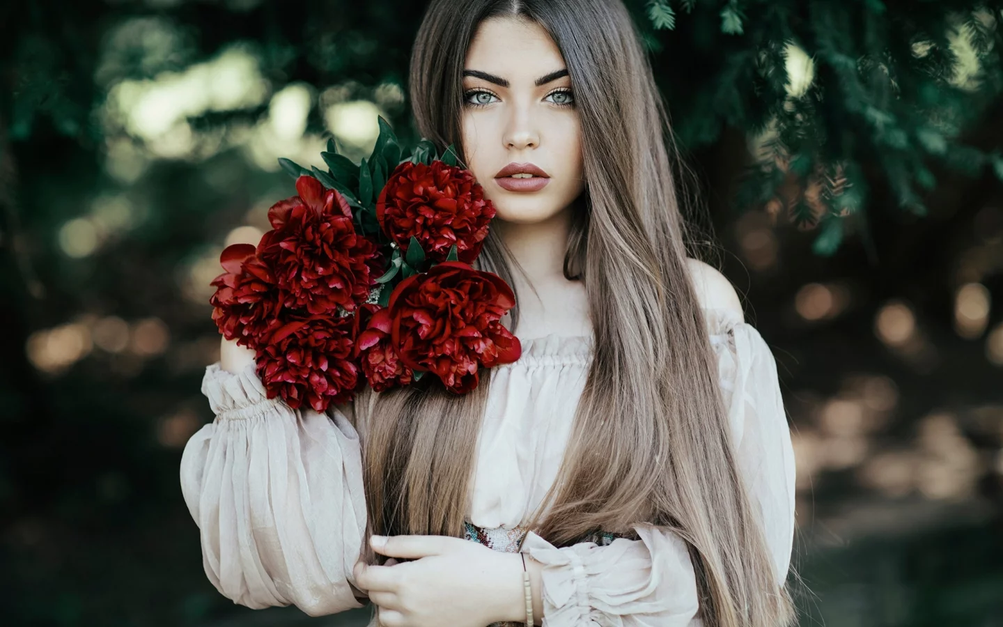 взгляд, девушка, цветы, модель, платье, пионы