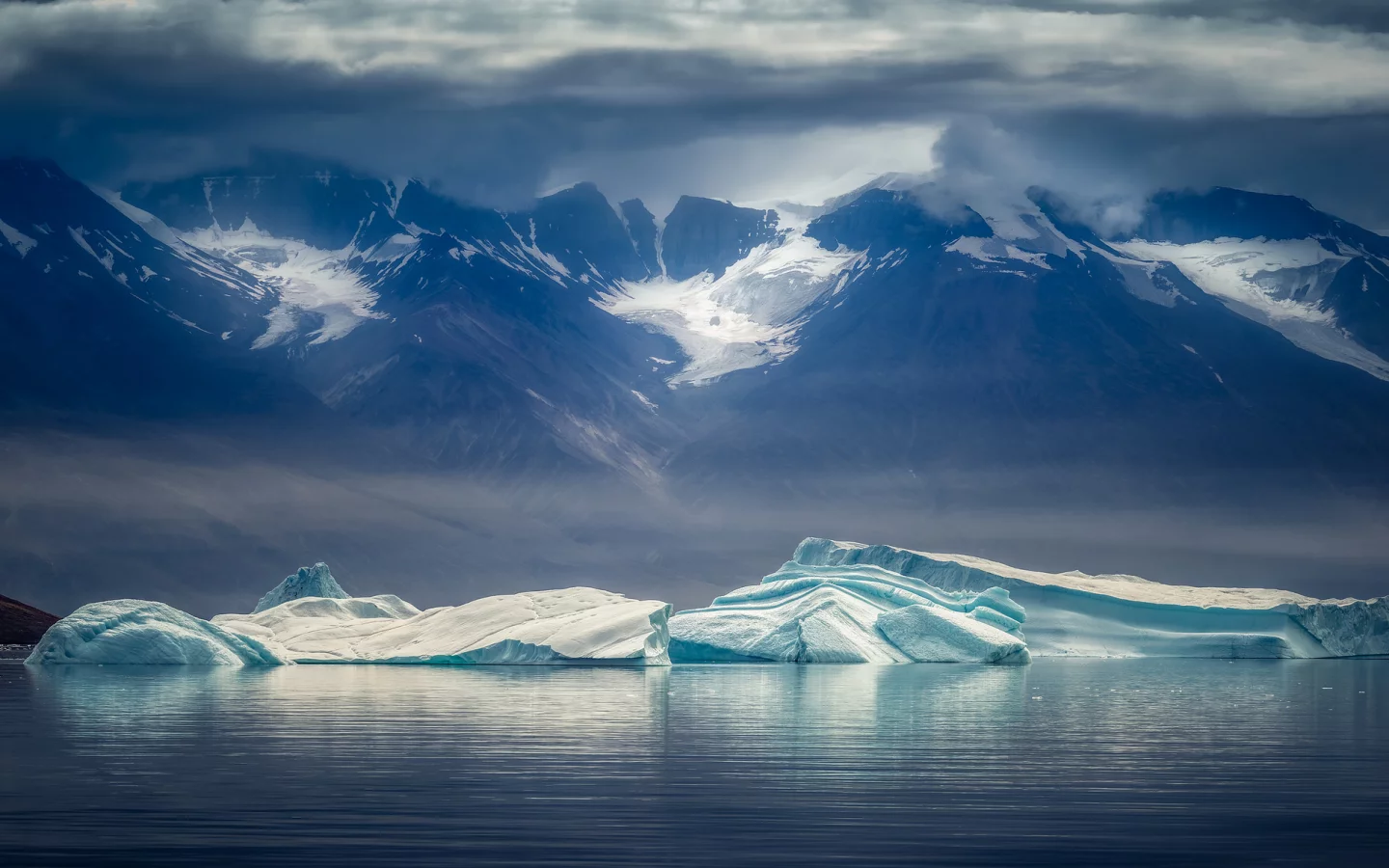 айсберги, море