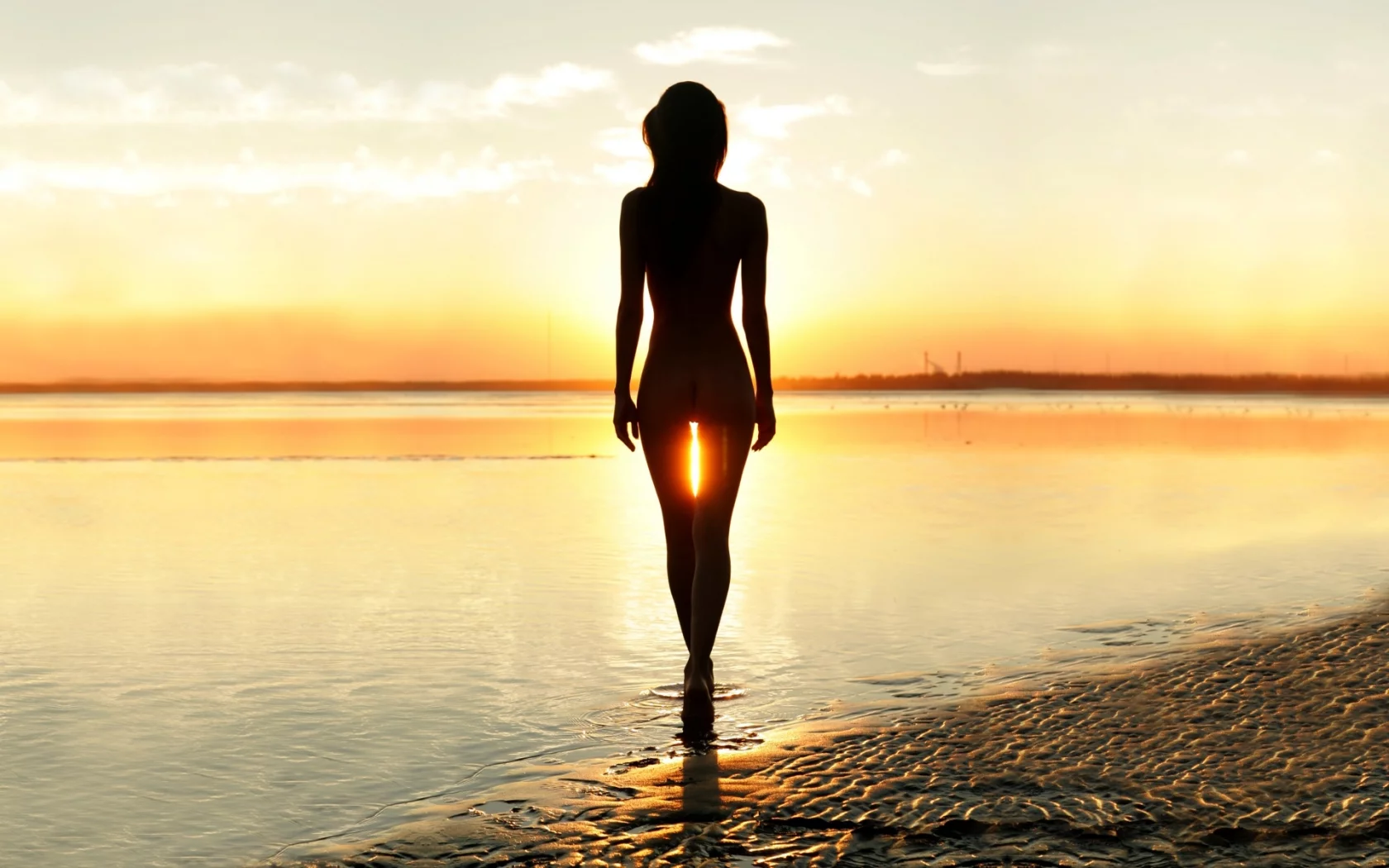 девушка, пляж, girl, front, evening, floor, solar, dark, sea, wet, drop, lips, eyes, nice, sky, wide