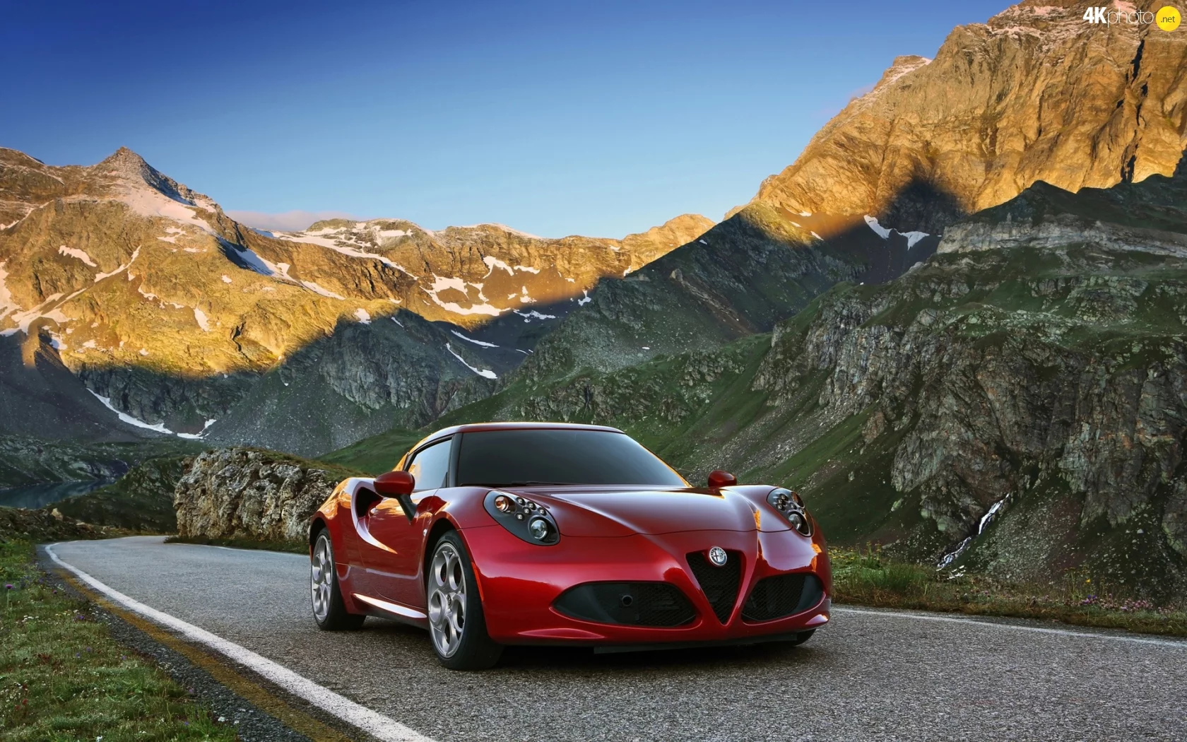 альфа ромео, 4с, горы, 4c, alfa romeo, mountains, way, modern, power, mod, car, sun, sky, summer, see, indusrial, front, silver, nice, wide