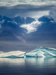 айсберги, море