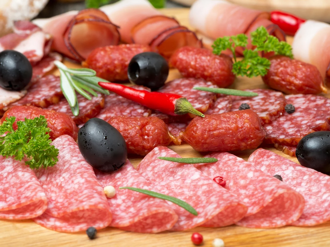 sausage, колбаса, зелень, бекон, meat, оливки