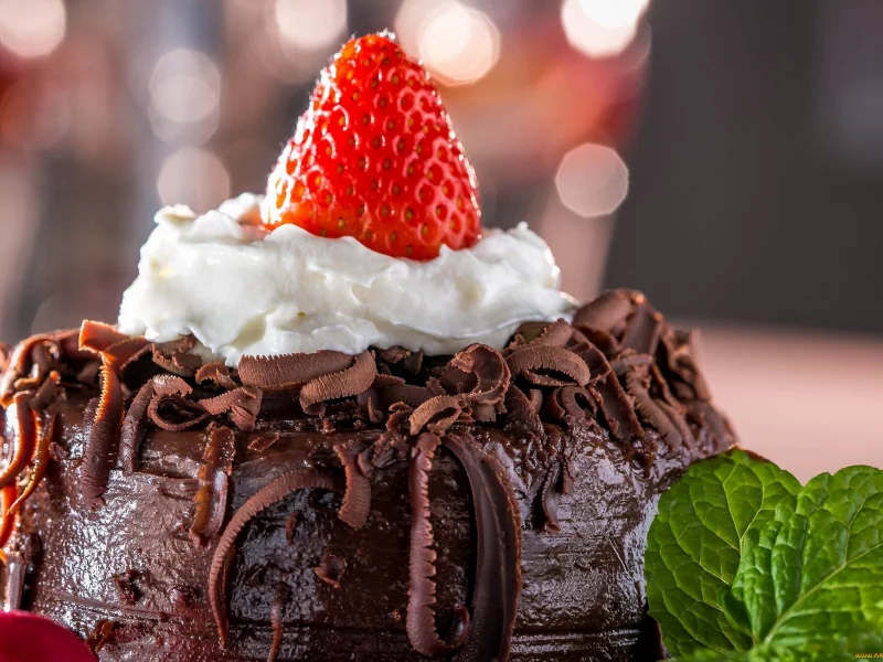 торт, мороженое, шоколад, cake, ice cream, chocolate, strawberry, sweets, nice, environment, black, white, table, main, read, vine, see, nice, wide