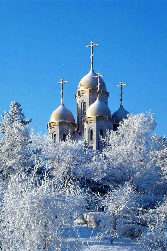 Православная Церковь зимой