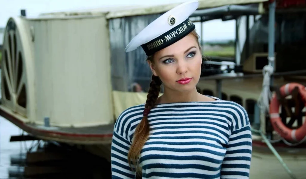 девушка, морячка, тельняшка, девушка с косой, русская девушка, грудь, макияж