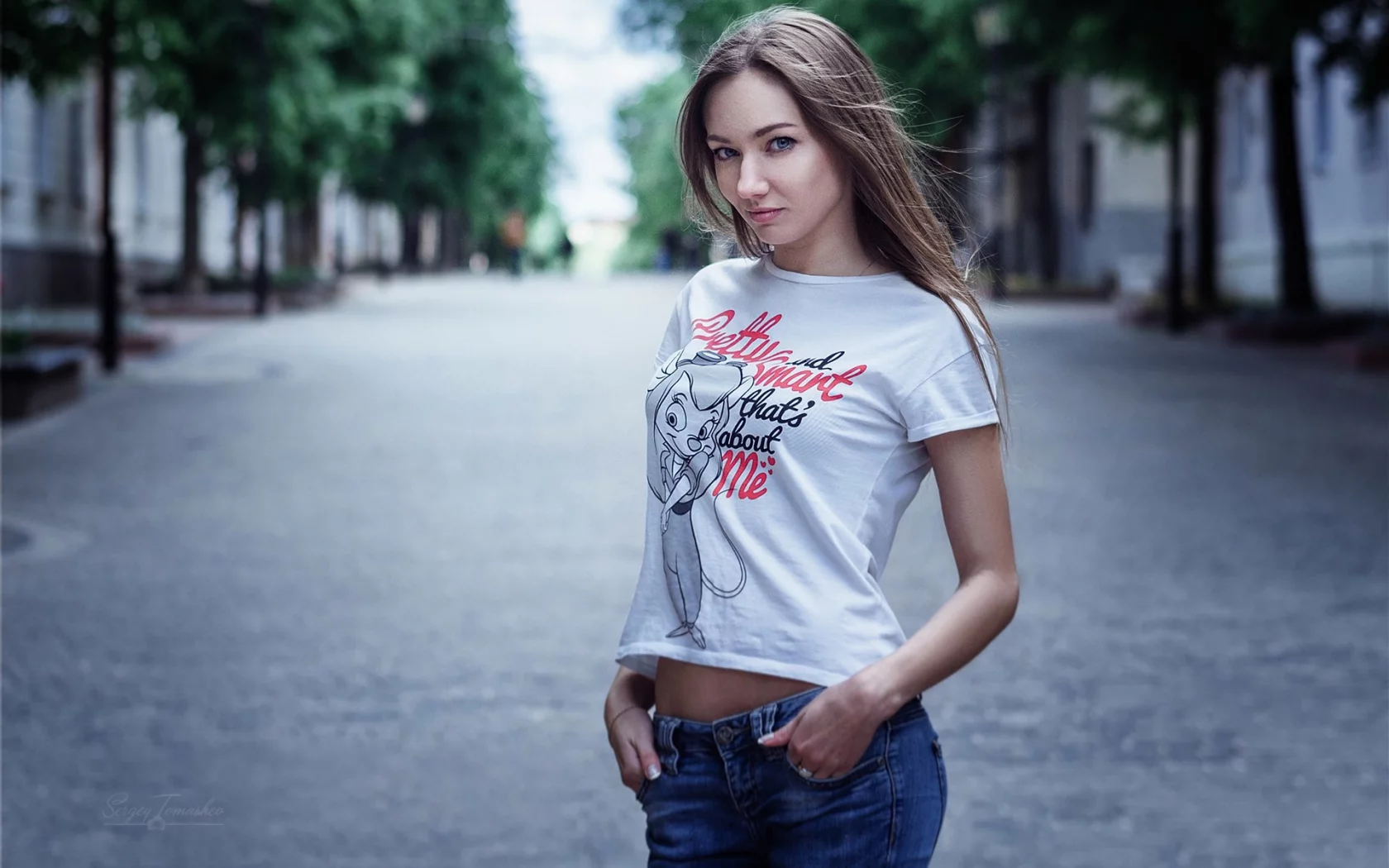 девушка, шатенка, лето, джинсы, взгляд