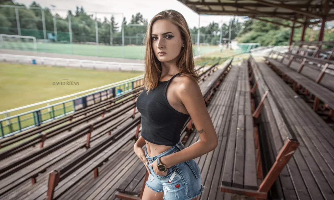 девушка, модель, стройная, милая, милашка, красивая, шорты, джинсовые шорты