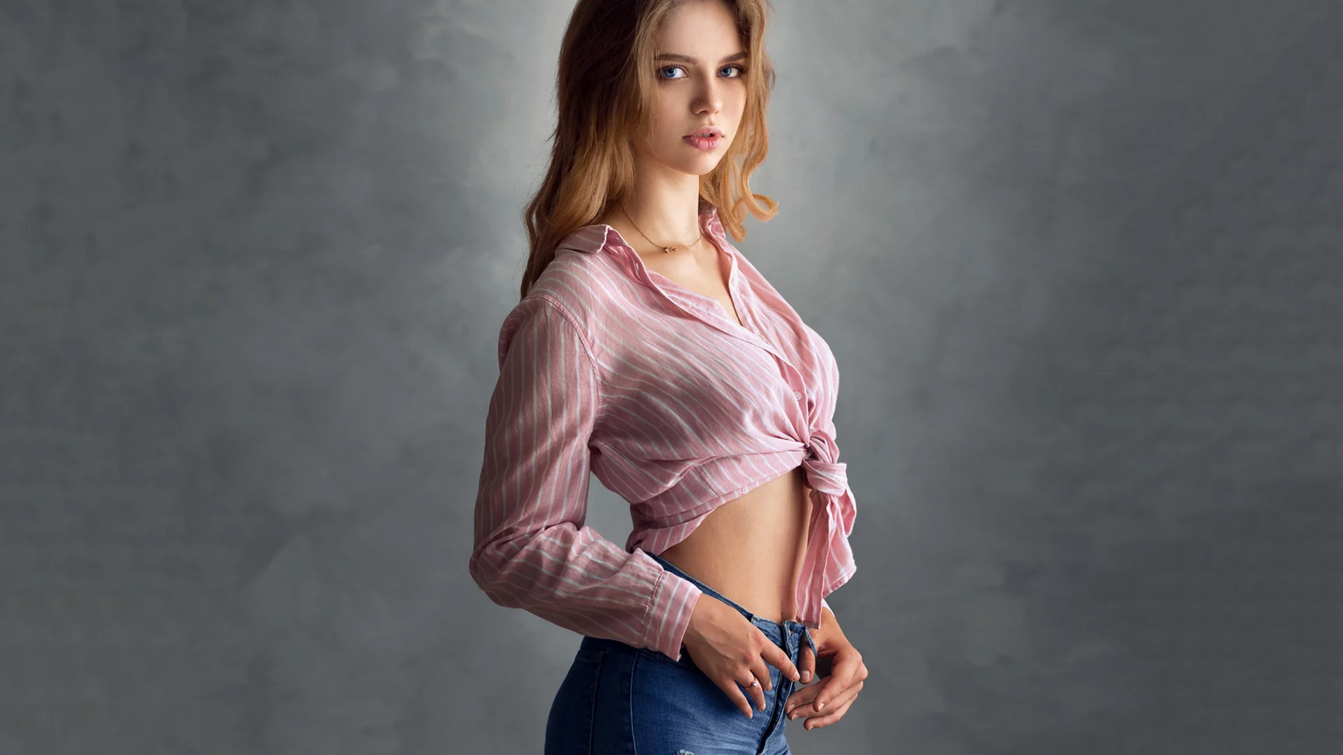 девушка, модель, стройная, милая, милашка, красивая, блондинка, рубашка, джинсы