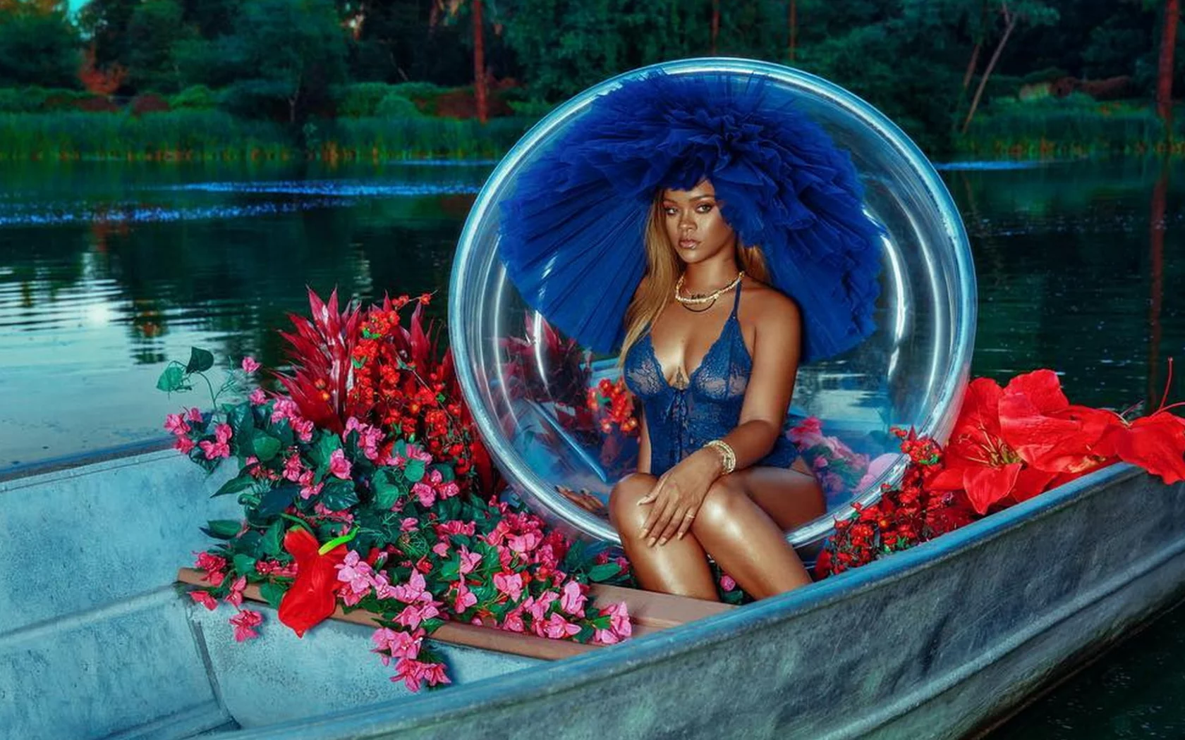rihanna, девушка, певица, грудь, ножки, попа, трусики, шикарная фигура, брюнетка, макияж, красные трусики, ляжки, задница, красивая попа