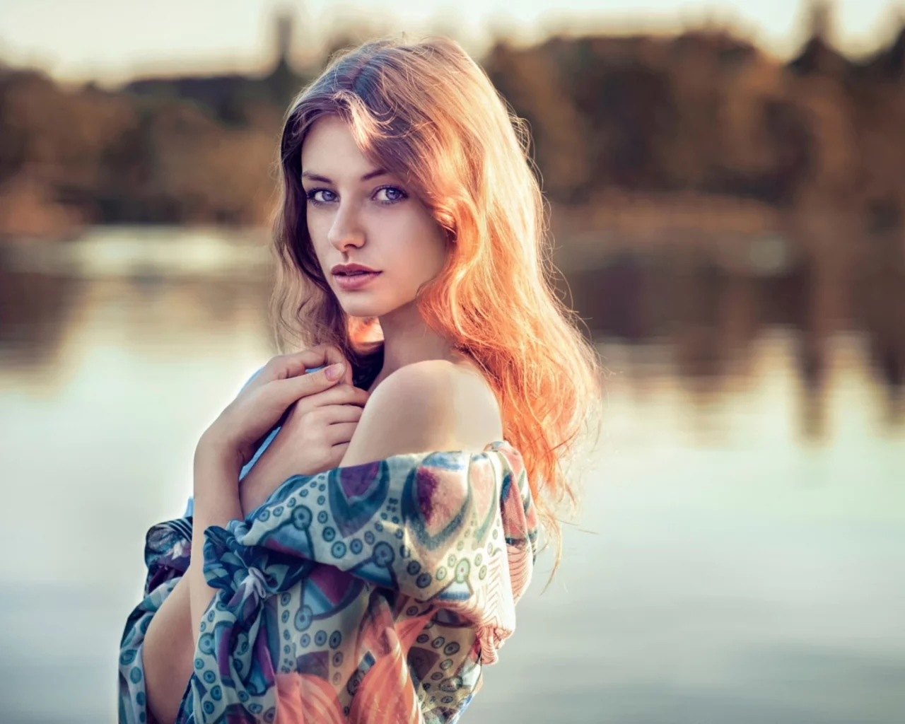 красивая, девушка, у озера