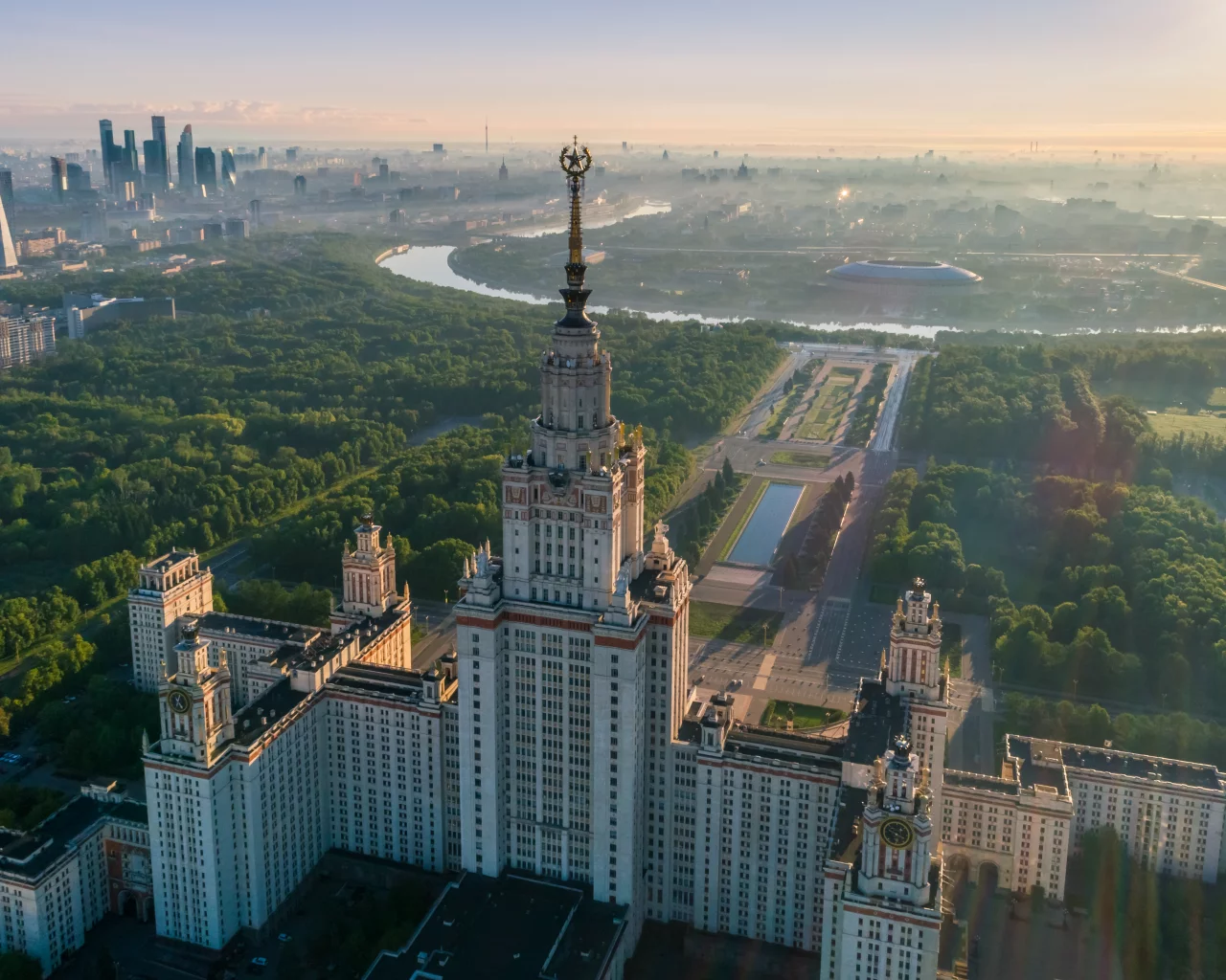 мгу, университет, здание, город, москва, россия, звезда, горизонт, деревья, архитектура