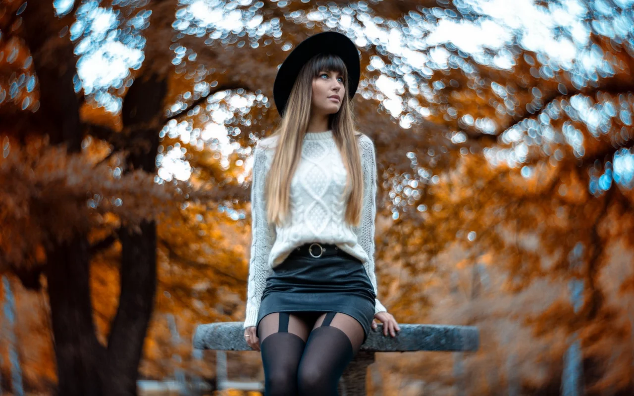 девушка, милая, симпатичная, чулки, юбка, шляпа
