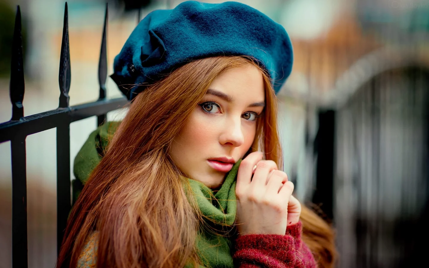 красивая, девушка, в берете