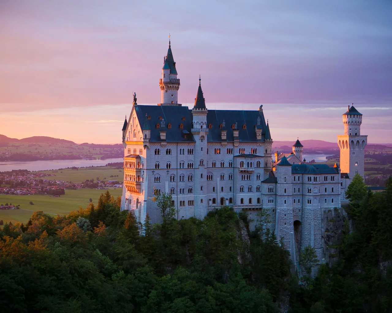 замок нойшванштайн, бавария, германия, schloss, neuschwanstein, лес, небо, пейзаж, архитектура