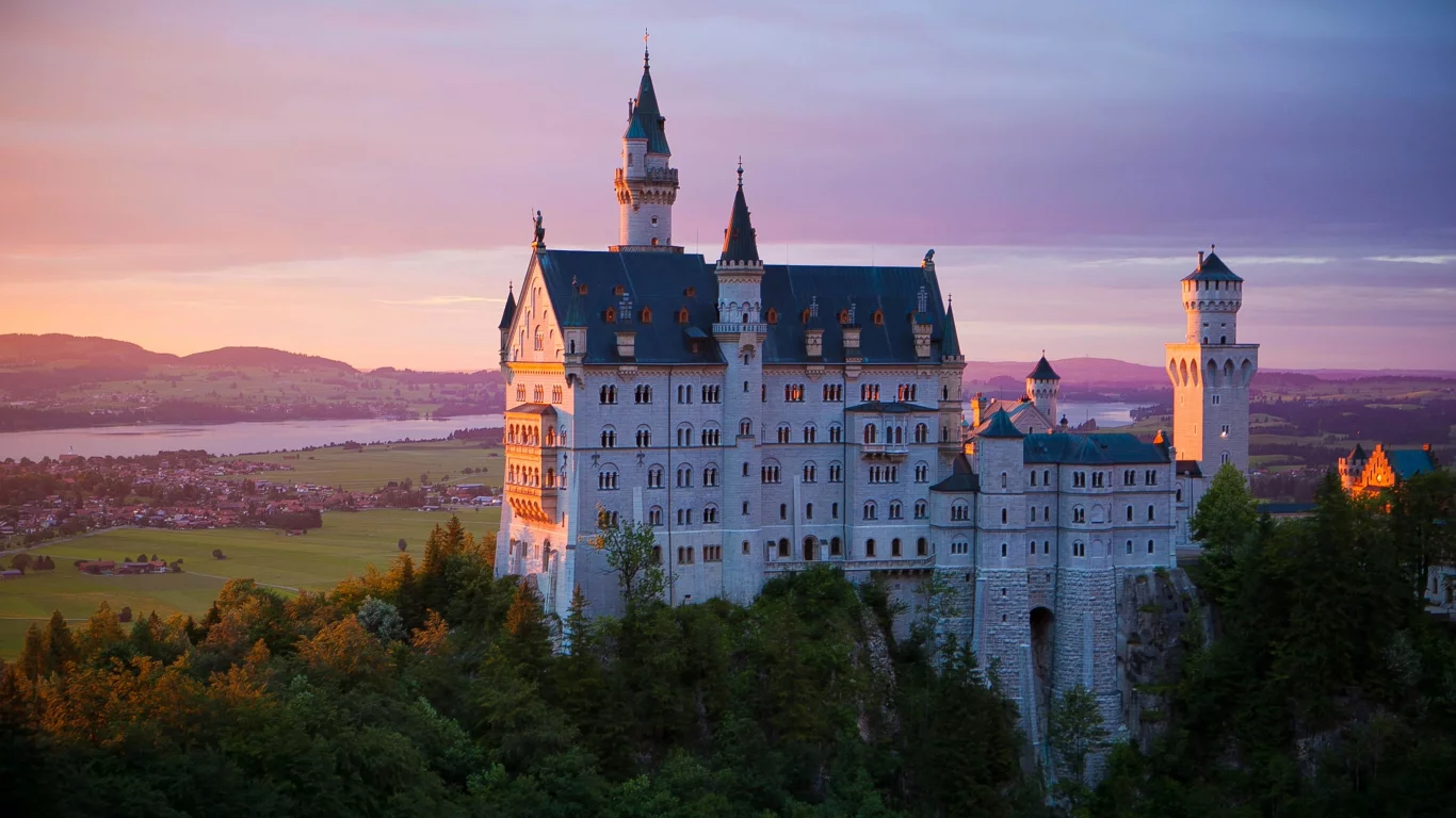 замок нойшванштайн, бавария, германия, schloss, neuschwanstein, лес, небо, пейзаж, архитектура