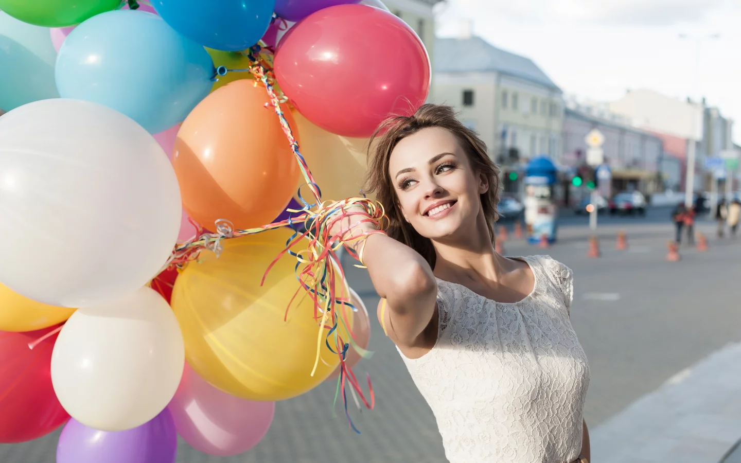 девушка, красивая, взгляд, позирует, с шарами