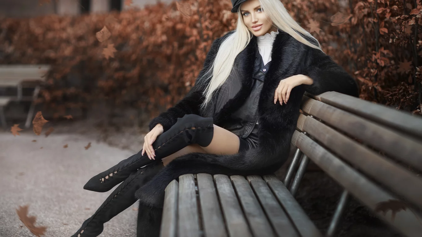 девушка, блондинка, сапоги, лавочка, парк