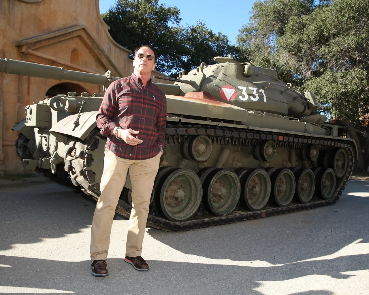 arnold schwarzenegger, арнольд шварцнеггер, танк