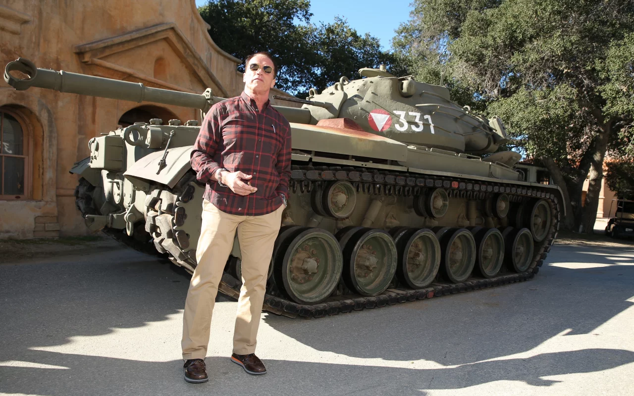arnold schwarzenegger, арнольд шварцнеггер, танк