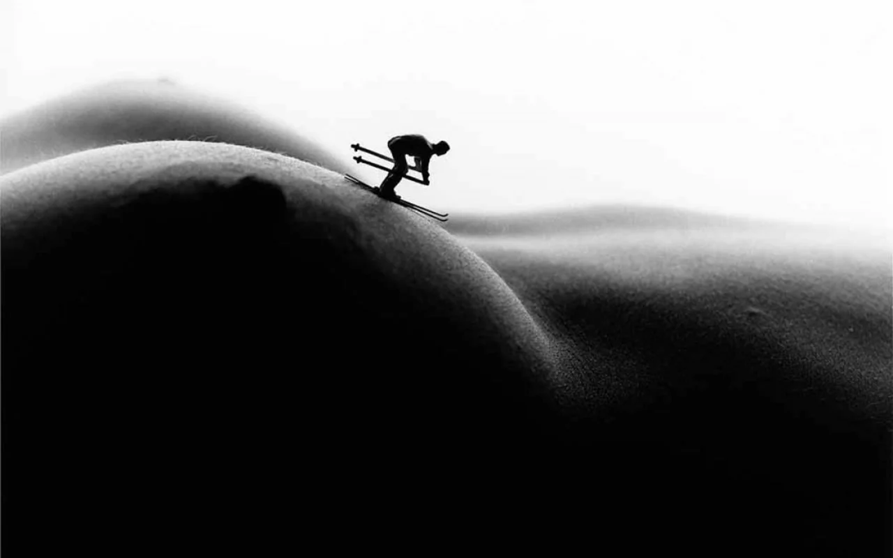 bodyscapes, арт, искусство, винтаж, девушка, секси, голая, тело, модель, красивая, животик, фигура, крупно, поза, сиськи, соски, сосок, грудь, лыжи, лвжник