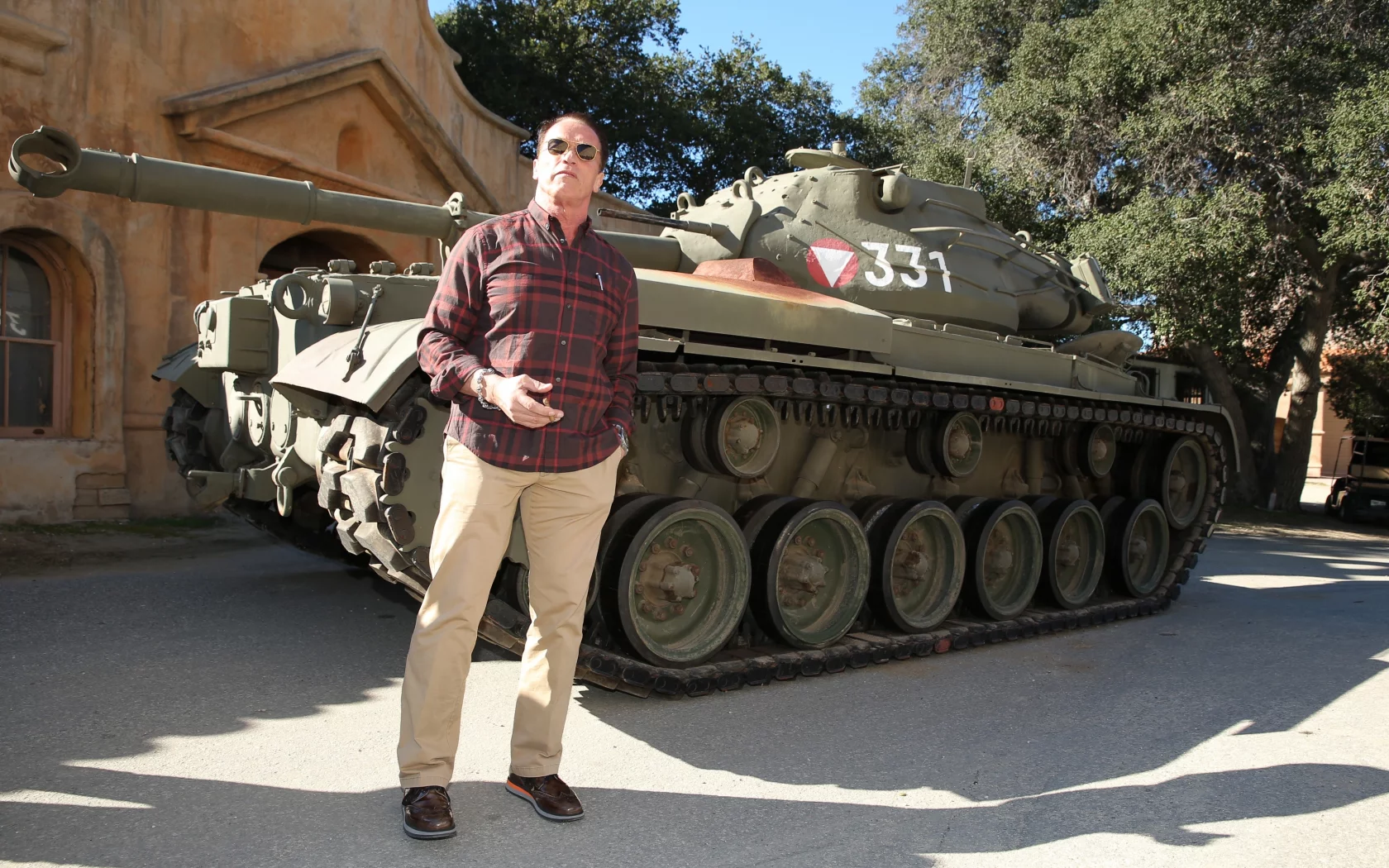 arnold schwarzenegger, арнольд шварцнеггер, танк