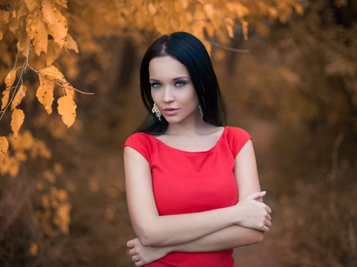 брюнетка, взгляд, красивая девушка