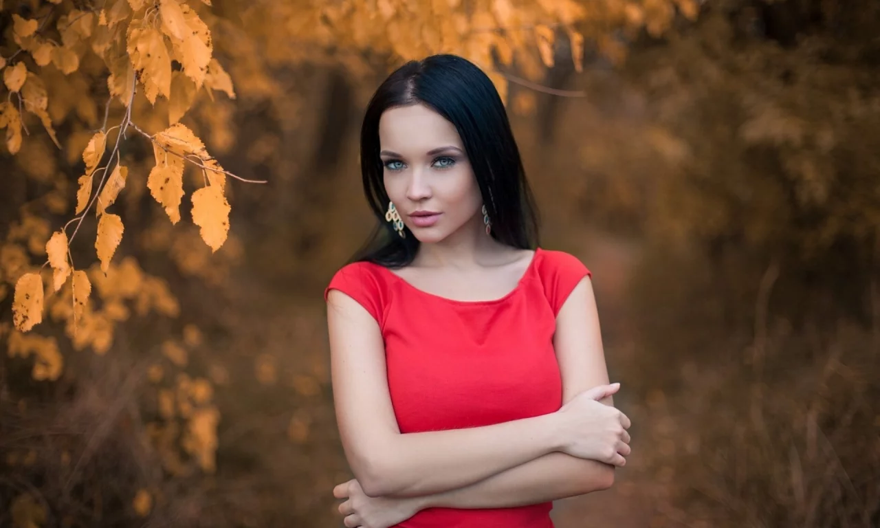 брюнетка, взгляд, красивая девушка