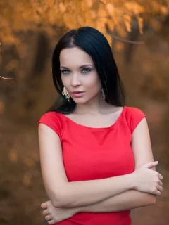брюнетка, взгляд, красивая девушка