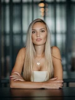 девушка, взгляд красивая