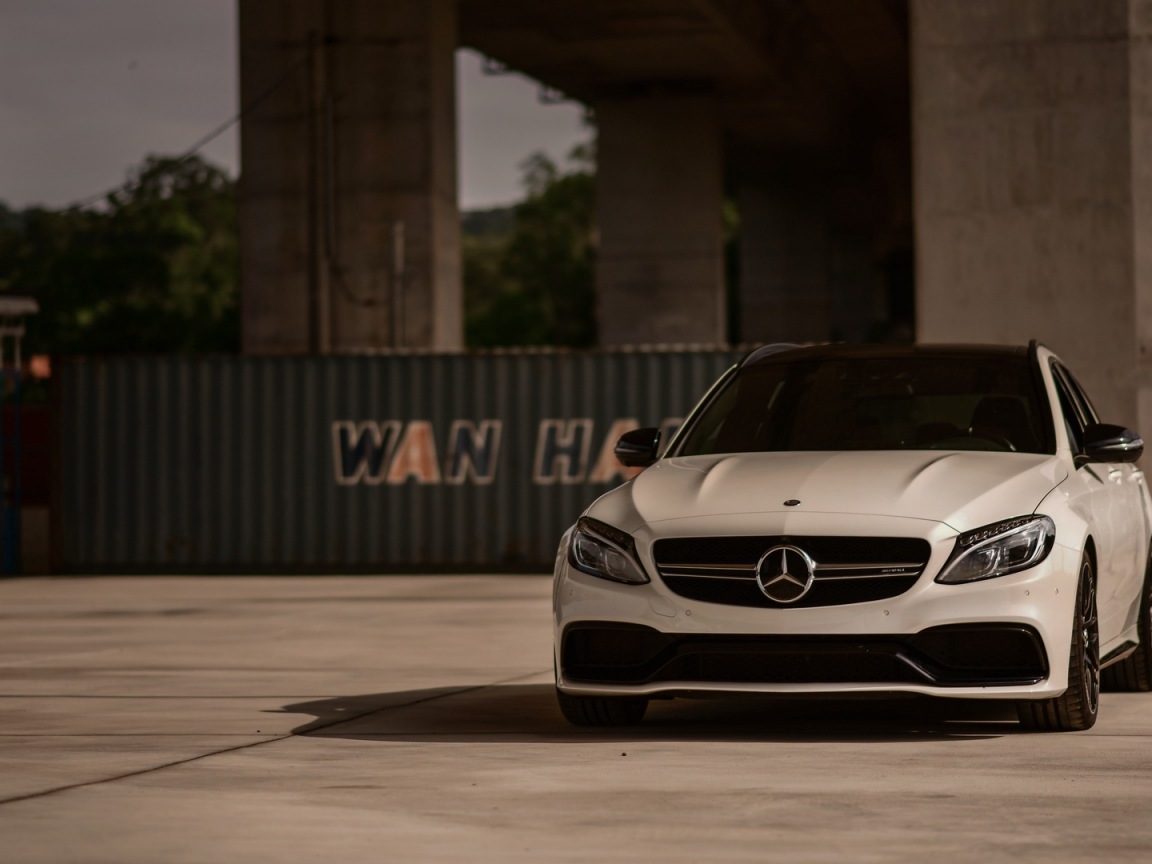 Mercedes AMG Front view