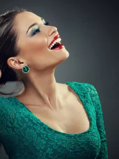 девушка, модель, в зелёном