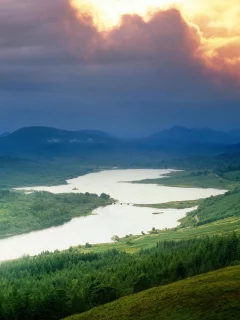 горы, река