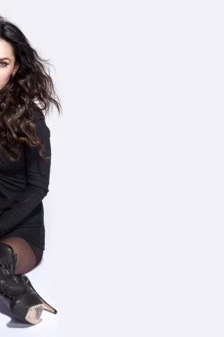 девушка, брюнетка, сексуальная, модель, megan fox, сапоги