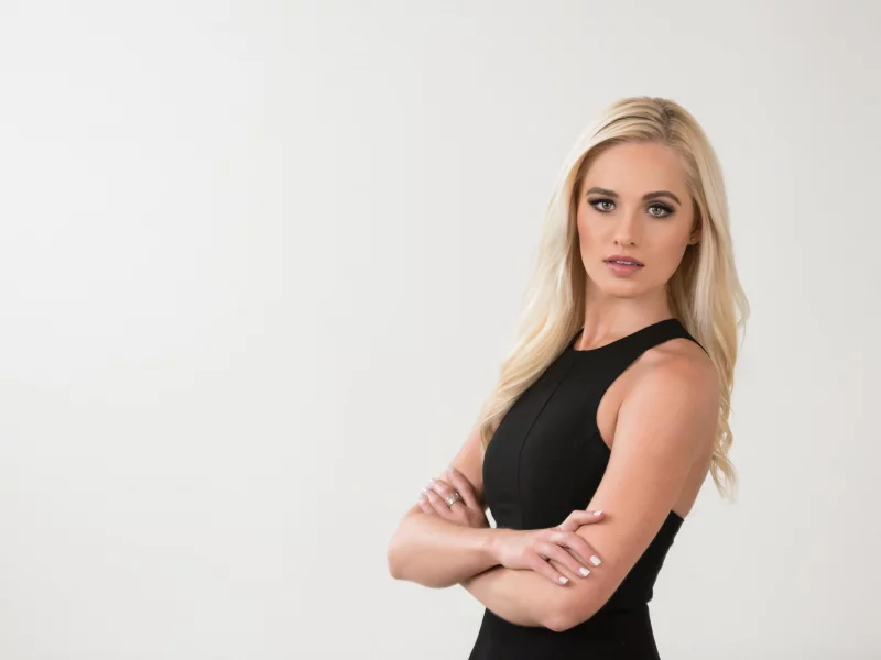 девушка, блондинка, симпатичная, tomi lahren