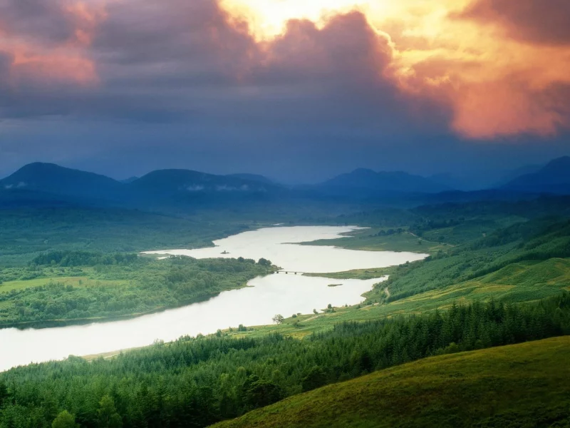 горы, река