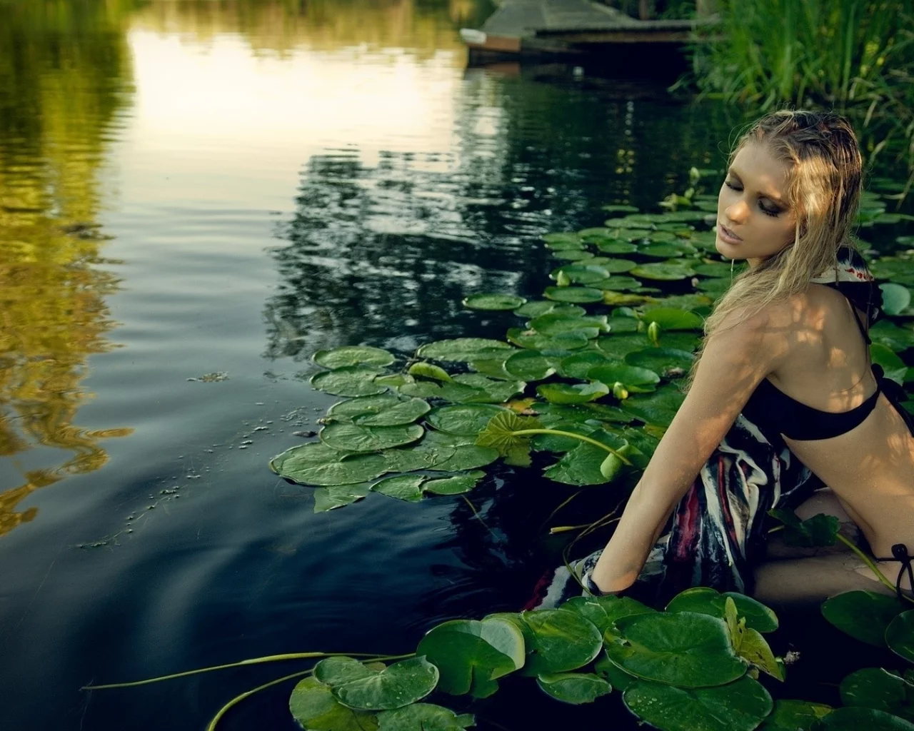 девушка, красивая, в воде
