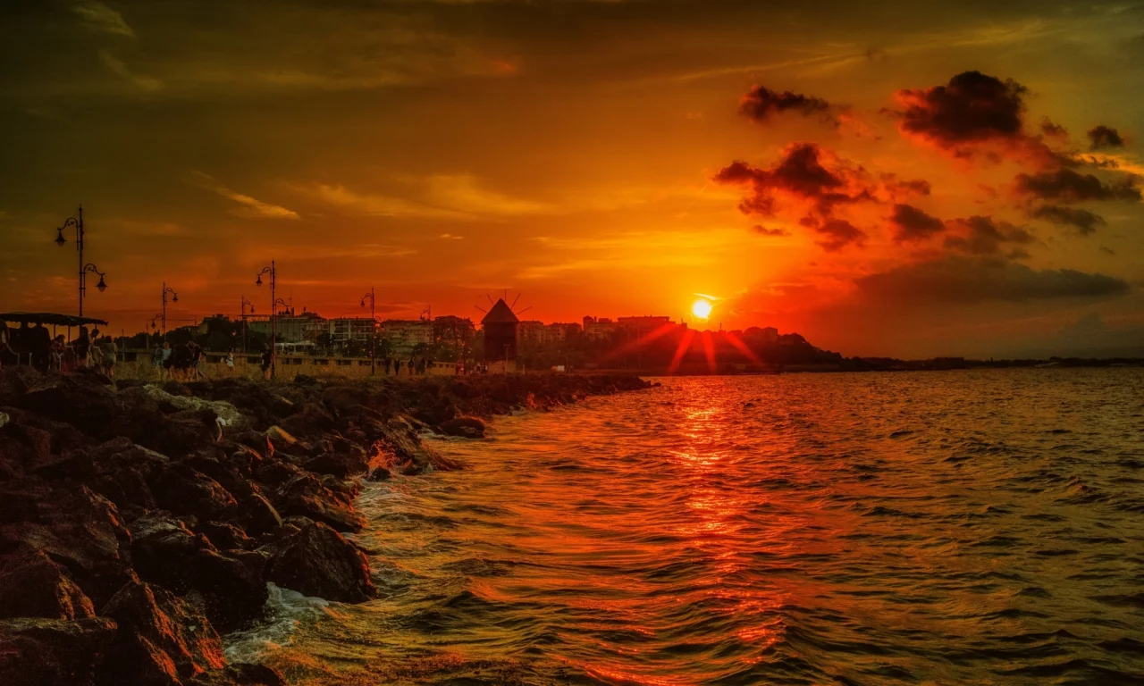 море, берег, закат