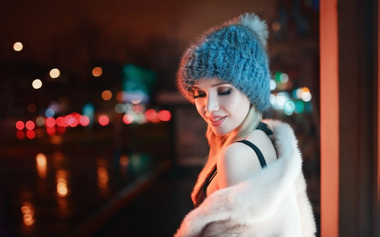 девушка, красивая, в шапке