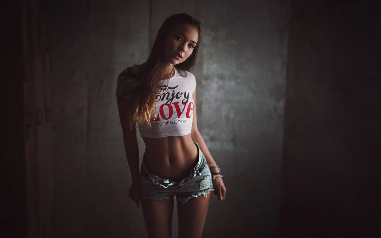 девушка, красивая фигура, взгляд