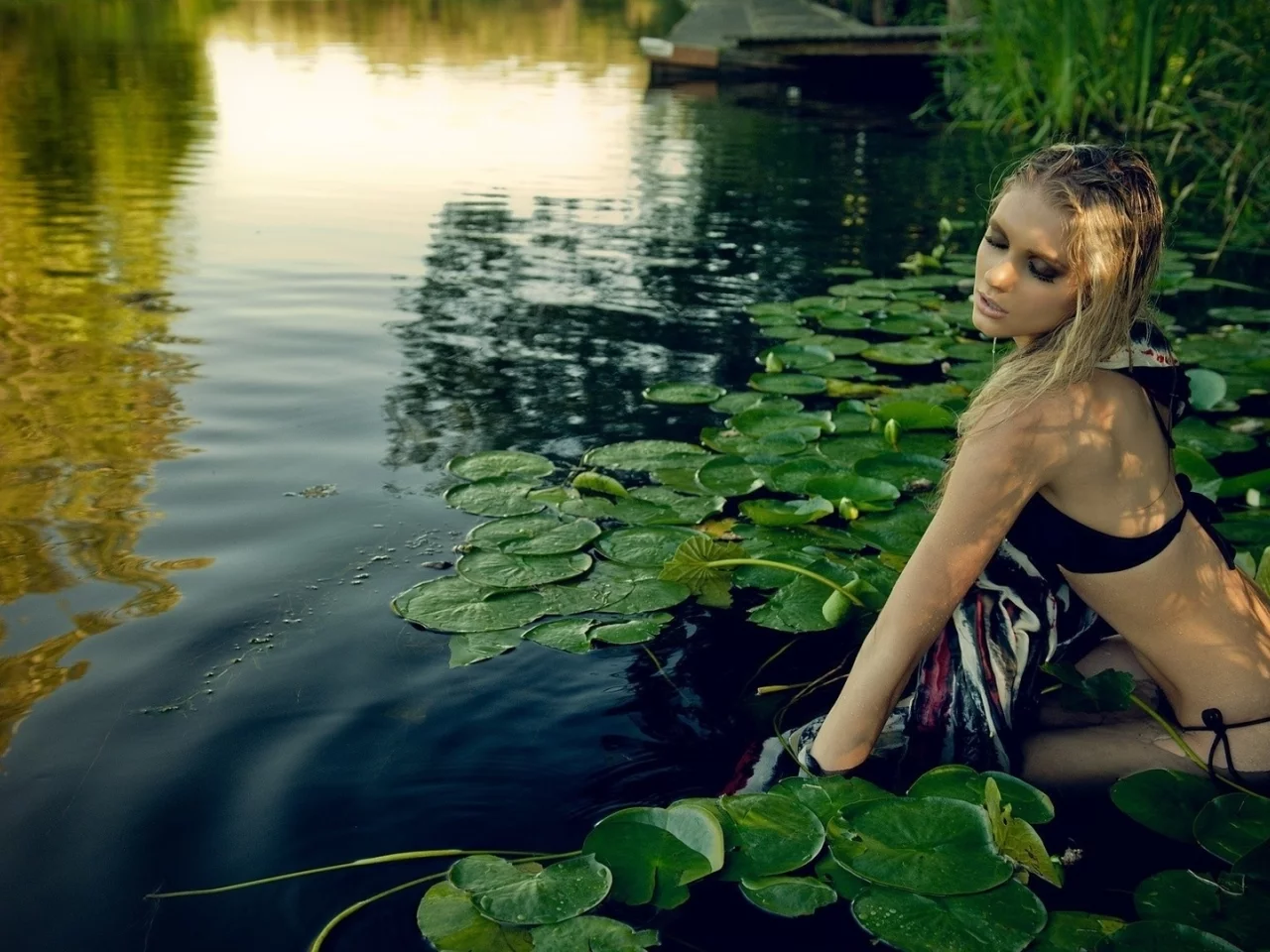девушка, красивая, в воде