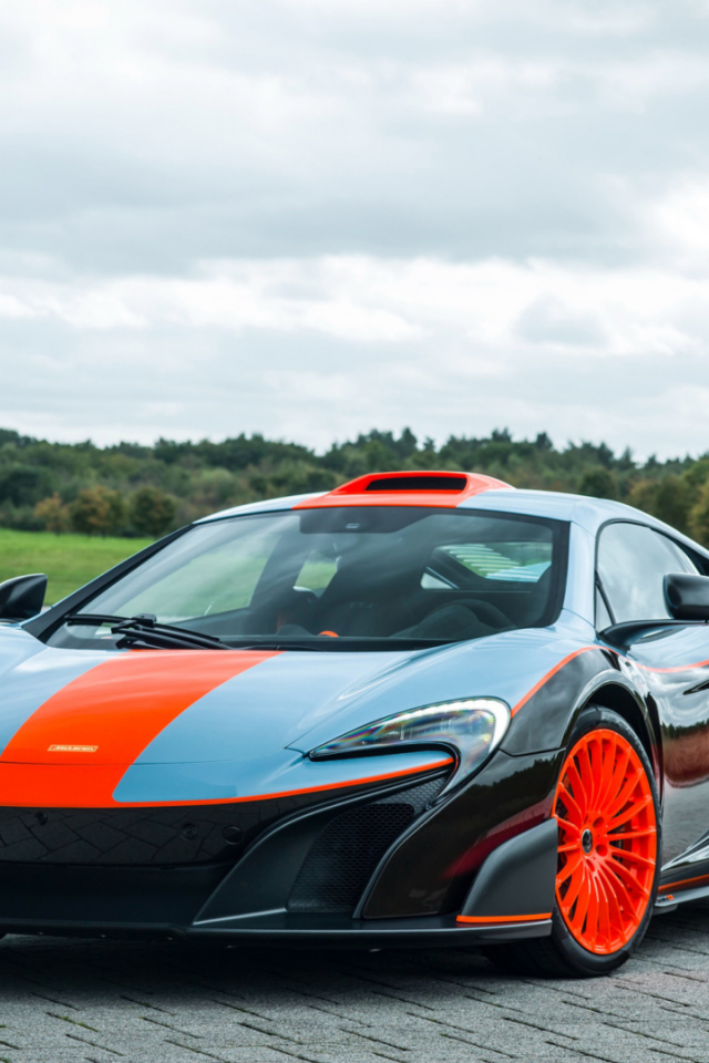 MCLAREN 640